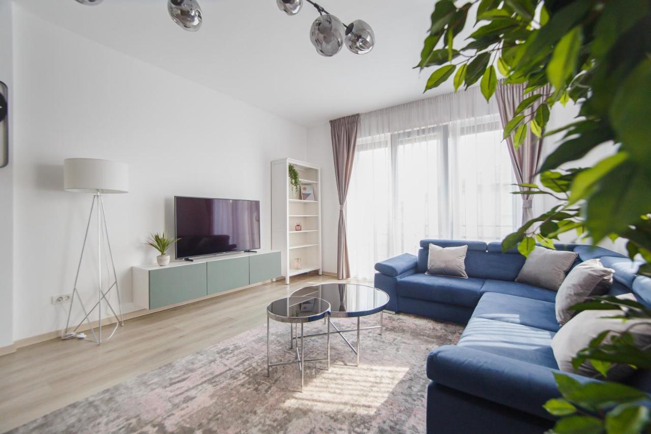 Perfect Harmony At Eas Residence Орадеа Екстериор снимка